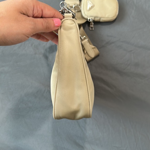 Prada Re-Edition 2005 Re-Nylon bag - Picture 5 of 13